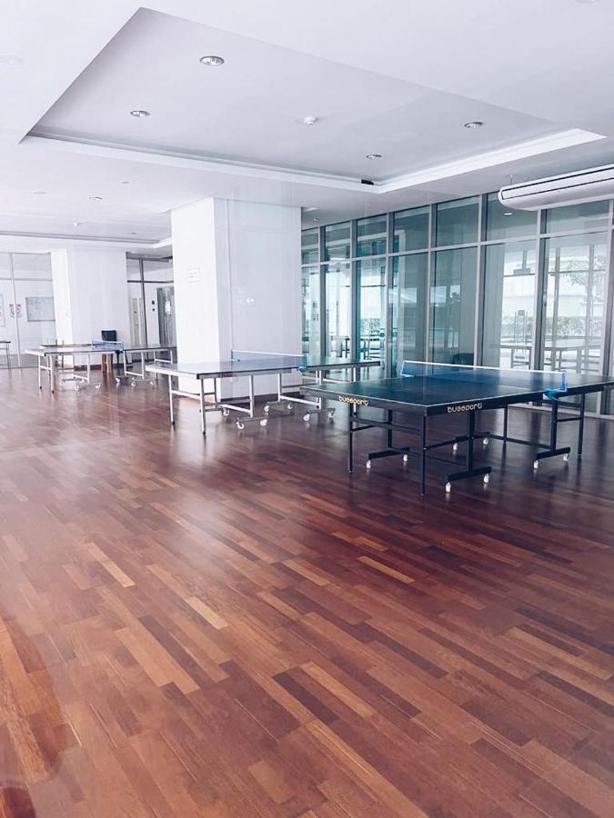 Connected Train 3 Bedrooms - Above Klgateway Mall 14 Kuala Lumpur Exterior photo